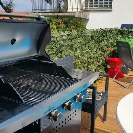 Summer Dream With Heated Pool, Sauna And Jacuzzi Malinska