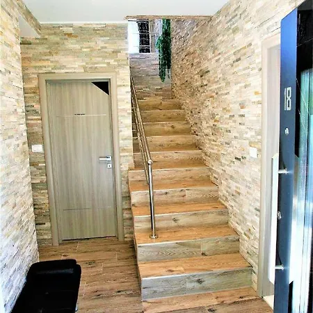 Summer Dream With Heated Pool, Sauna And Jacuzzi * Malinska