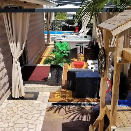 Summer Dream With Heated Pool, Sauna And Jacuzzi Malinska