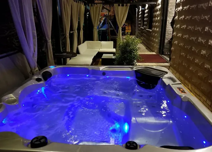 Summer Dream With Heated Pool, Sauna And Jacuzzi