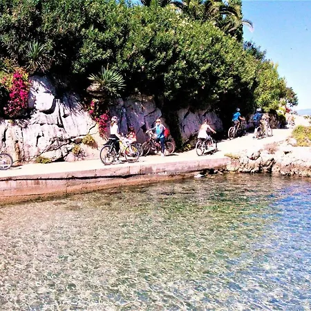 Summer Dream With Heated Pool, Sauna And Jacuzzi * Malinska