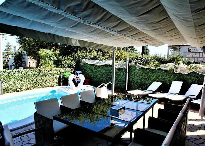 Summer Dream With Heated Pool, Sauna And Jacuzzi * Malinska