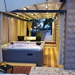 Vila Summer Dream With Heated Pool, Sauna And Jacuzzi