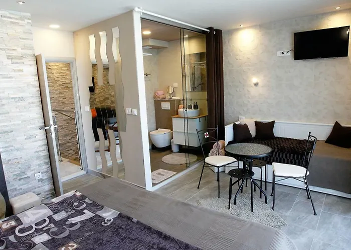 Summer Dream With Heated Pool, Sauna And Jacuzzi * مالينسكا